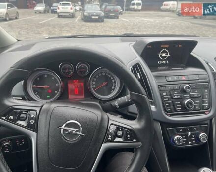 Білий Опель Zafira Tourer, об'ємом двигуна 2 л та пробігом 187 тис. км за 9450 $, фото 48 на Automoto.ua