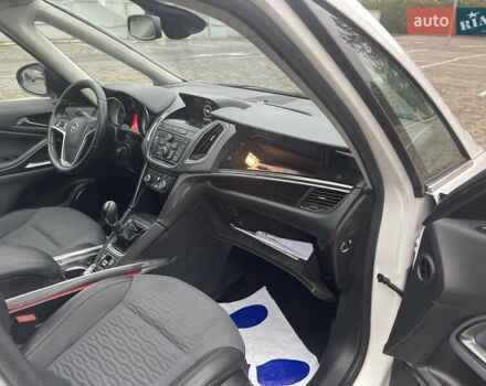 Білий Опель Zafira Tourer, об'ємом двигуна 2 л та пробігом 187 тис. км за 9450 $, фото 20 на Automoto.ua