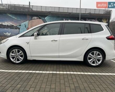 Білий Опель Zafira Tourer, об'ємом двигуна 2 л та пробігом 187 тис. км за 9450 $, фото 63 на Automoto.ua