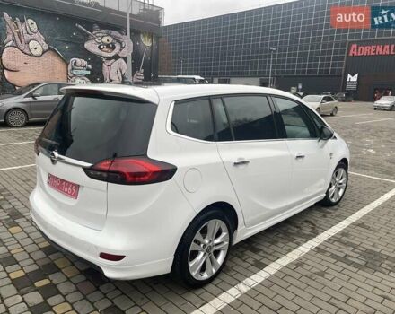 Белый Опель Zafira Tourer, объемом двигателя 2 л и пробегом 187 тыс. км за 9450 $, фото 83 на Automoto.ua