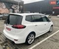Белый Опель Zafira Tourer, объемом двигателя 2 л и пробегом 187 тыс. км за 9450 $, фото 83 на Automoto.ua