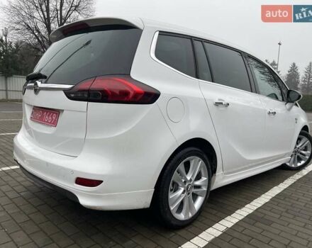 Білий Опель Zafira Tourer, об'ємом двигуна 2 л та пробігом 187 тис. км за 9450 $, фото 59 на Automoto.ua