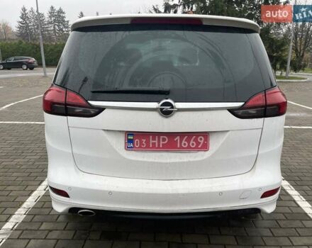 Белый Опель Zafira Tourer, объемом двигателя 2 л и пробегом 187 тыс. км за 9850 $, фото 8 на Automoto.ua