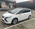 Белый Опель Zafira Tourer, объемом двигателя 2 л и пробегом 187 тыс. км за 9450 $, фото 1 на Automoto.ua