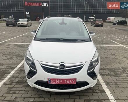 Белый Опель Zafira Tourer, объемом двигателя 2 л и пробегом 187 тыс. км за 9450 $, фото 12 на Automoto.ua