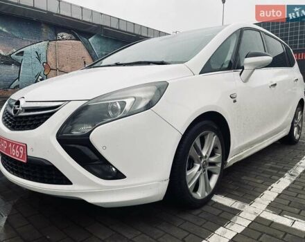 Белый Опель Zafira Tourer, объемом двигателя 2 л и пробегом 187 тыс. км за 9850 $, фото 25 на Automoto.ua