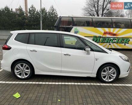 Білий Опель Zafira Tourer, об'ємом двигуна 2 л та пробігом 187 тис. км за 9450 $, фото 68 на Automoto.ua