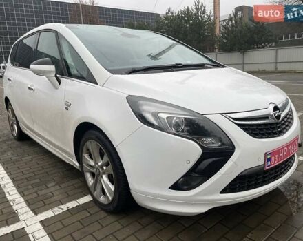 Белый Опель Zafira Tourer, объемом двигателя 2 л и пробегом 187 тыс. км за 9850 $, фото 3 на Automoto.ua