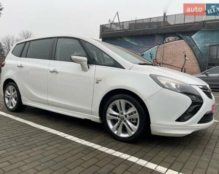 Білий Опель Zafira Tourer, об'ємом двигуна 2 л та пробігом 187 тис. км за 9450 $, фото 73 на Automoto.ua