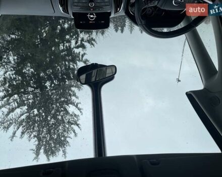 Белый Опель Zafira Tourer, объемом двигателя 2 л и пробегом 187 тыс. км за 9850 $, фото 15 на Automoto.ua