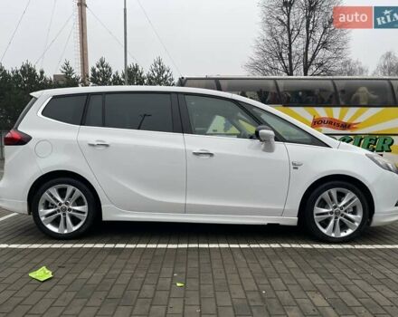 Білий Опель Zafira Tourer, об'ємом двигуна 2 л та пробігом 187 тис. км за 9450 $, фото 69 на Automoto.ua