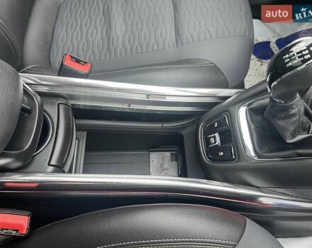 Білий Опель Zafira Tourer, об'ємом двигуна 2 л та пробігом 187 тис. км за 9450 $, фото 35 на Automoto.ua