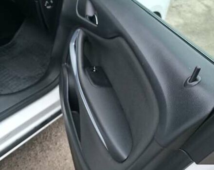 Білий Опель Zafira Tourer, об'ємом двигуна 1.4 л та пробігом 215 тис. км за 8700 $, фото 17 на Automoto.ua