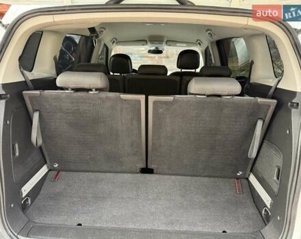 Белый Опель Zafira Tourer, объемом двигателя 2 л и пробегом 263 тыс. км за 9399 $, фото 47 на Automoto.ua