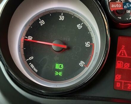 Белый Опель Zafira Tourer, объемом двигателя 2 л и пробегом 263 тыс. км за 9399 $, фото 49 на Automoto.ua