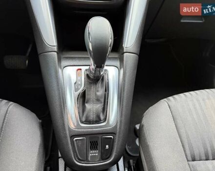 Белый Опель Zafira Tourer, объемом двигателя 2 л и пробегом 263 тыс. км за 9399 $, фото 42 на Automoto.ua