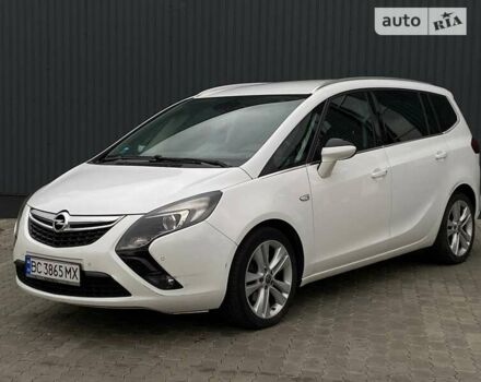 Белый Опель Zafira Tourer, объемом двигателя 1.6 л и пробегом 251 тыс. км за 10500 $, фото 4 на Automoto.ua