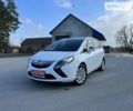 Білий Опель Zafira Tourer, об'ємом двигуна 1.6 л та пробігом 200 тис. км за 9800 $, фото 1 на Automoto.ua