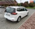Белый Опель Zafira Tourer, объемом двигателя 2 л и пробегом 264 тыс. км за 10900 $, фото 6 на Automoto.ua