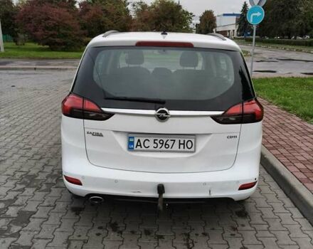 Белый Опель Zafira Tourer, объемом двигателя 2 л и пробегом 264 тыс. км за 10900 $, фото 3 на Automoto.ua