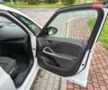 Белый Опель Zafira Tourer, объемом двигателя 2 л и пробегом 264 тыс. км за 10900 $, фото 12 на Automoto.ua