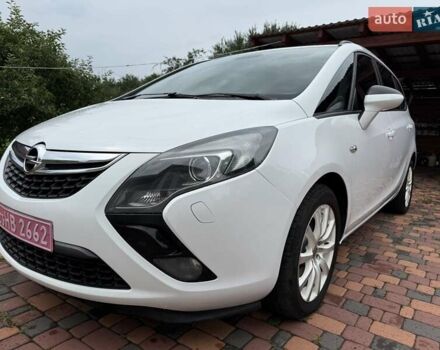 Белый Опель Zafira Tourer, объемом двигателя 2 л и пробегом 263 тыс. км за 9399 $, фото 6 на Automoto.ua
