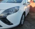 Белый Опель Zafira Tourer, объемом двигателя 1.6 л и пробегом 213 тыс. км за 10799 $, фото 1 на Automoto.ua