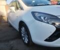 Белый Опель Zafira Tourer, объемом двигателя 1.6 л и пробегом 213 тыс. км за 10799 $, фото 2 на Automoto.ua