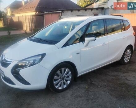Белый Опель Zafira Tourer, объемом двигателя 1.6 л и пробегом 213 тыс. км за 10799 $, фото 6 на Automoto.ua
