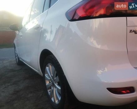 Белый Опель Zafira Tourer, объемом двигателя 1.6 л и пробегом 213 тыс. км за 10799 $, фото 1 на Automoto.ua