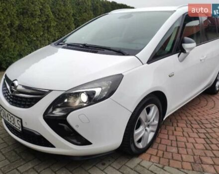 Білий Опель Zafira Tourer, об'ємом двигуна 2 л та пробігом 211 тис. км за 9300 $, фото 1 на Automoto.ua
