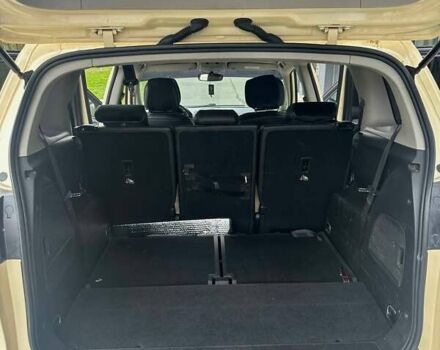 Бежевый Опель Zafira Tourer, объемом двигателя 2 л и пробегом 310 тыс. км за 7400 $, фото 6 на Automoto.ua