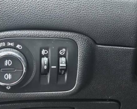 Бежевый Опель Zafira Tourer, объемом двигателя 2 л и пробегом 280 тыс. км за 12500 $, фото 10 на Automoto.ua