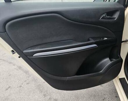 Бежевый Опель Zafira Tourer, объемом двигателя 2 л и пробегом 280 тыс. км за 12500 $, фото 20 на Automoto.ua