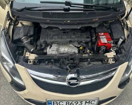 Бежевый Опель Zafira Tourer, объемом двигателя 2 л и пробегом 310 тыс. км за 7400 $, фото 10 на Automoto.ua