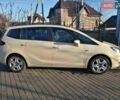 Бежевый Опель Zafira Tourer, объемом двигателя 1.6 л и пробегом 284 тыс. км за 11000 $, фото 1 на Automoto.ua