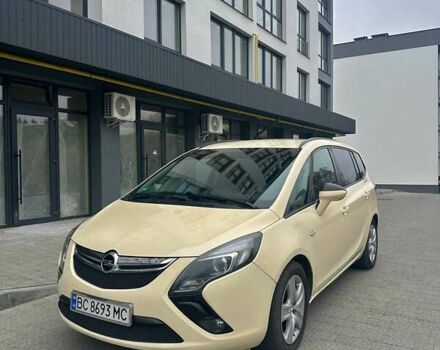Бежевый Опель Zafira Tourer, объемом двигателя 1.96 л и пробегом 310 тыс. км за 8600 $, фото 1 на Automoto.ua