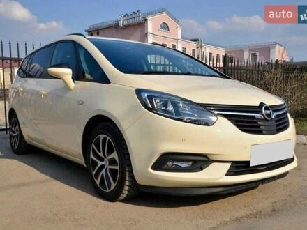 Опель Zafira Tourer 2017 в Львове на Automoto.ua Бежевый Опель Zafira Tourer, объемом двигателя 1.4 л и пробегом 200 тыс. км за 12000 $, фото 1 на Automoto.ua