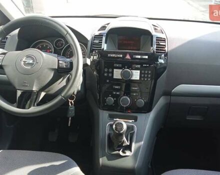 Опель Zafira Tourer 2011 в Луцке на Automoto.ua Черный Опель Zafira Tourer, объемом двигателя 0 л и пробегом 167 тыс. км за 7300 $, фото 6 на Automoto.ua