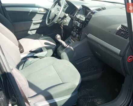 Опель Zafira Tourer 2011 в Луцке на Automoto.ua Черный Опель Zafira Tourer, объемом двигателя 0 л и пробегом 167 тыс. км за 7300 $, фото 8 на Automoto.ua