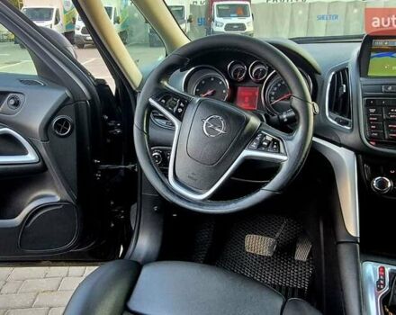 Черный Опель Zafira Tourer, объемом двигателя 2 л и пробегом 275 тыс. км за 9500 $, фото 18 на Automoto.ua