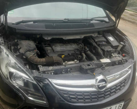Чорний Опель Zafira Tourer, об'ємом двигуна 1.36 л та пробігом 198 тис. км за 9000 $, фото 28 на Automoto.ua