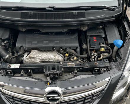 Черный Опель Zafira Tourer, объемом двигателя 2 л и пробегом 235 тыс. км за 9700 $, фото 19 на Automoto.ua