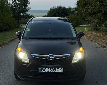 Черный Опель Zafira Tourer, объемом двигателя 1.96 л и пробегом 273 тыс. км за 9450 $, фото 18 на Automoto.ua