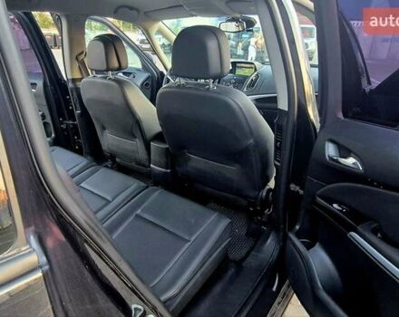 Черный Опель Zafira Tourer, объемом двигателя 2 л и пробегом 275 тыс. км за 9500 $, фото 11 на Automoto.ua