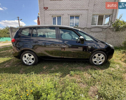 Чорний Опель Zafira Tourer, об'ємом двигуна 1.6 л та пробігом 213 тис. км за 9500 $, фото 5 на Automoto.ua