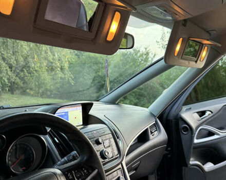 Черный Опель Zafira Tourer, объемом двигателя 1.96 л и пробегом 273 тыс. км за 9450 $, фото 9 на Automoto.ua
