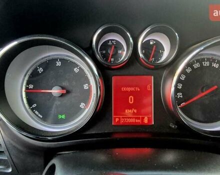 Черный Опель Zafira Tourer, объемом двигателя 2 л и пробегом 275 тыс. км за 9500 $, фото 14 на Automoto.ua