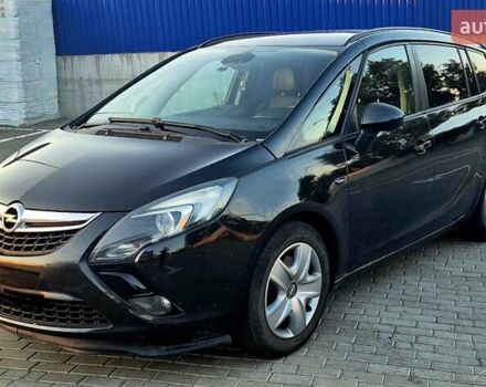 Черный Опель Zafira Tourer, объемом двигателя 2 л и пробегом 275 тыс. км за 9500 $, фото 3 на Automoto.ua