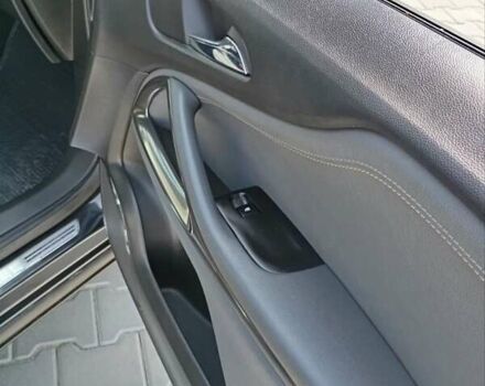 Чорний Опель Zafira Tourer, об'ємом двигуна 1.96 л та пробігом 225 тис. км за 8890 $, фото 41 на Automoto.ua